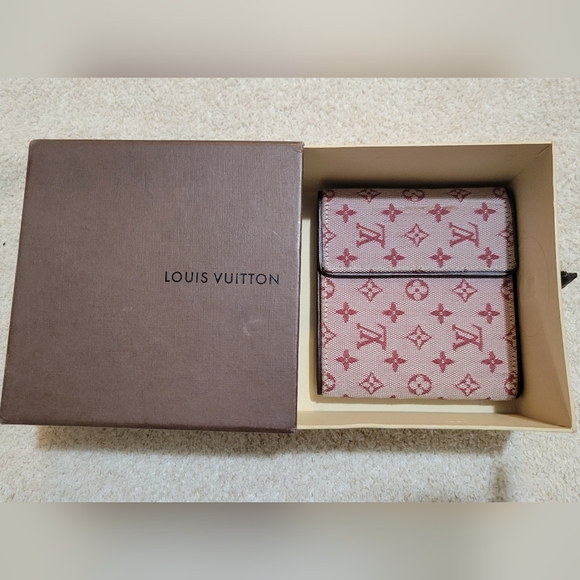 Louis Vuitton Handbags - Like New Louis Vuitton Vintage PorteCredit Monnaie Mini Lin Trifold Wallet